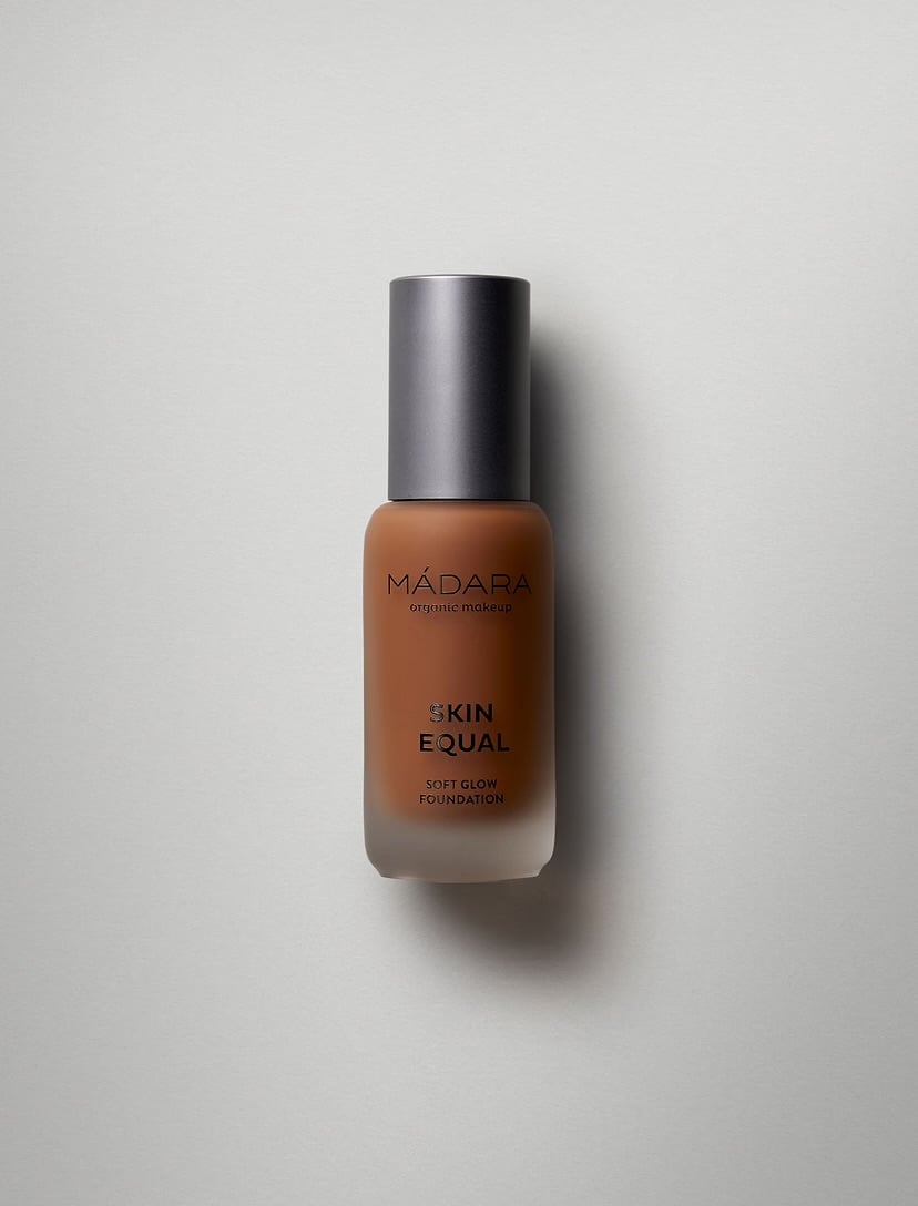 MADARA Organic Skincare SKIN EQUAL Foundation, #90 CHESTNUT