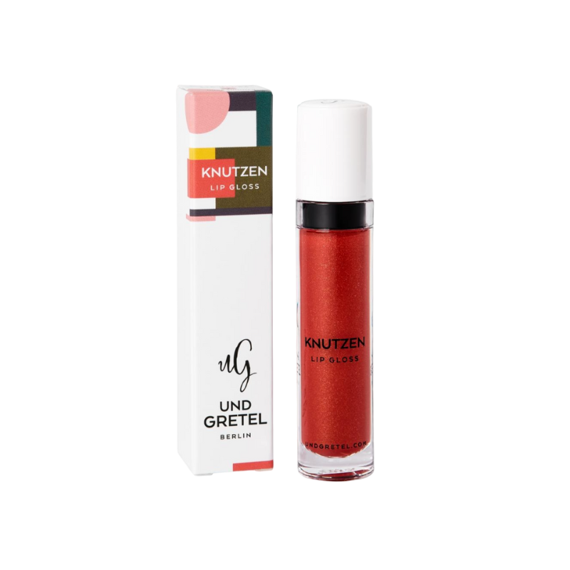 UND GRETEL KNUTZEN Lip Gloss 08 Sunrise Red Shimmer, Verpackung und Flasche, auf weißem Hintergrund.