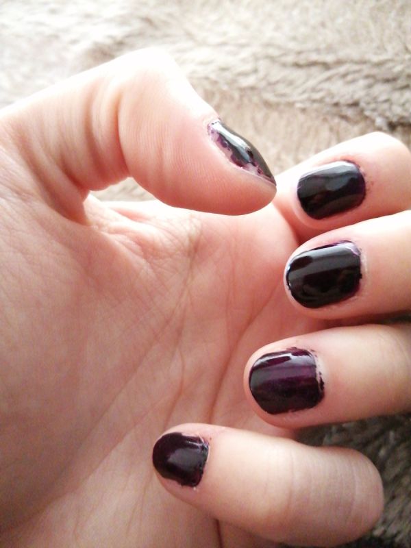 Korres Gel-Effekt Nagellack Smokey Plum 76