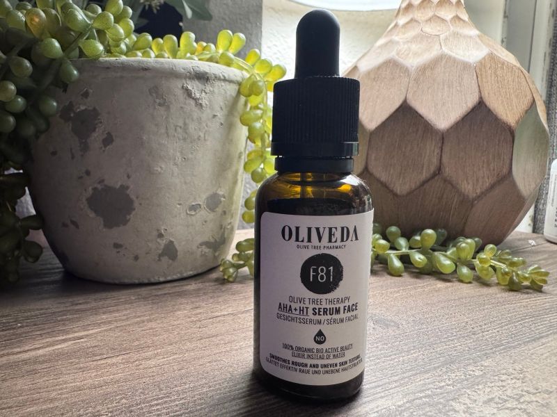 OLIVEDA F81 AHA + HT Serum Gesichtsserum