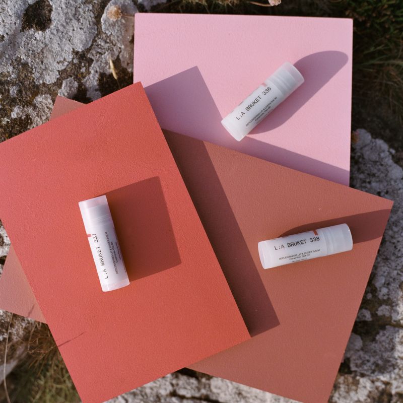 L:A Bruket No. 336 REPLENISHING LIP & CHEEK BALM Pink Currant Berry 14G CosmosNat