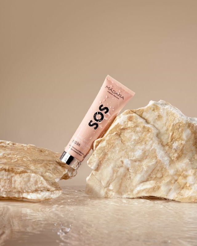 MADARA Organic Skincare SOS HYDRA Instant Hydrating Mask