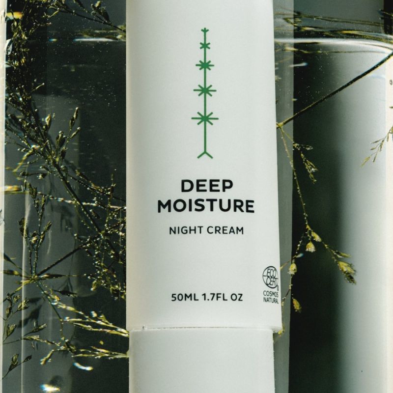 MADARA Organic Skincare DEEP MOISTURE Regenerating Night Cream