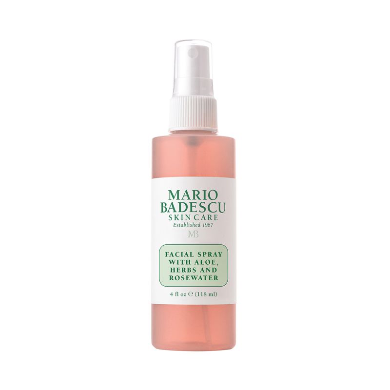 Flasche Mario Badescu Gesichtsspray mit Aloe, Kräutern und Rosenwasser, 118 ml.