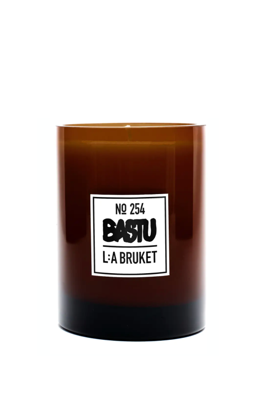 L:A BRUKET No. 254 Scented Candle Bastu 260 g Duftkerze