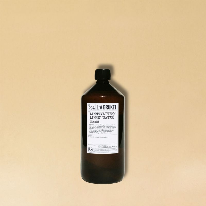 L:A BRUKET No. 294 Linen Water Hinoki Bügelwasser