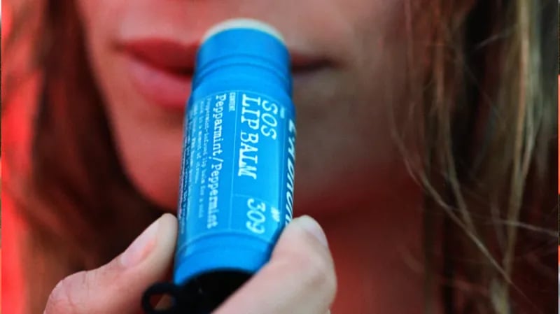 L:A BRUKET No. 309 SOS Lip Balm Lippenbalsam